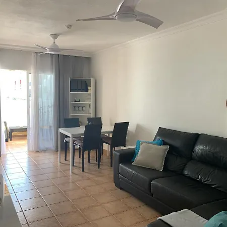 La Mar 2 Bed 2 Bath In Sought After Position Free Wifi Apartment